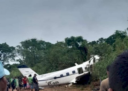Avião cai no Amazonas e mata 14 pessoas, diz Defesa Civil