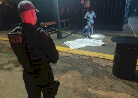 ANGÉLICA: Homem é executado a tiros em conveniência