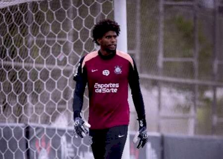 Corinthians e Vasco fecham rodada de torneios sul-americanos nesta noite