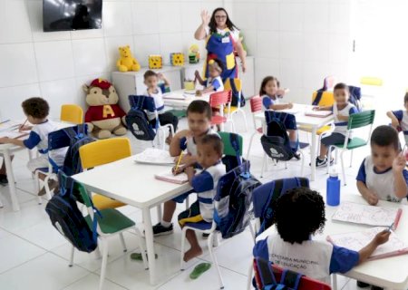 Uma em cada 10 crianças de 4 e 5 anos não vai à creche em 876 cidades