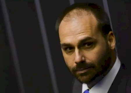 Ministério da Justiça demite Eduardo Bolsonaro da PF por abandono de cargo