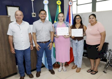 Angélica diploma novas suplentes do Conselho Tutelar após Processo de Escolha Suplementar