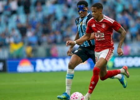 Gr&ecirc;mio busca empate no Gre-Nal, mas continua na zona de rebaixamento